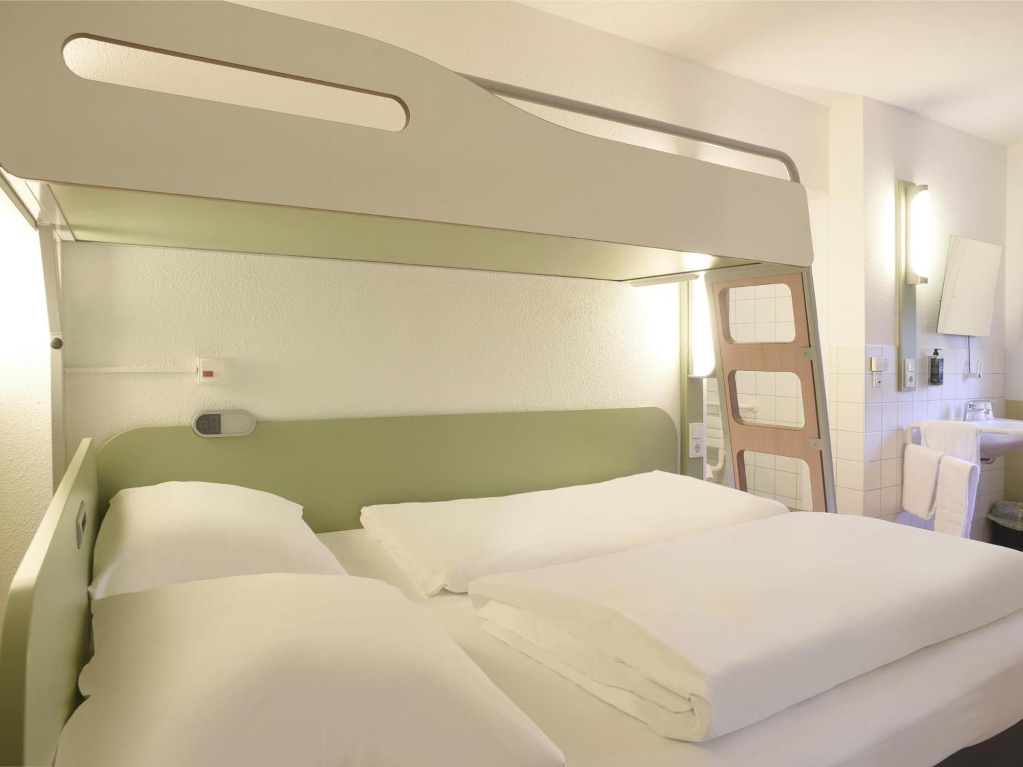 ibis Budget Rostock Broderstorf Exterior foto