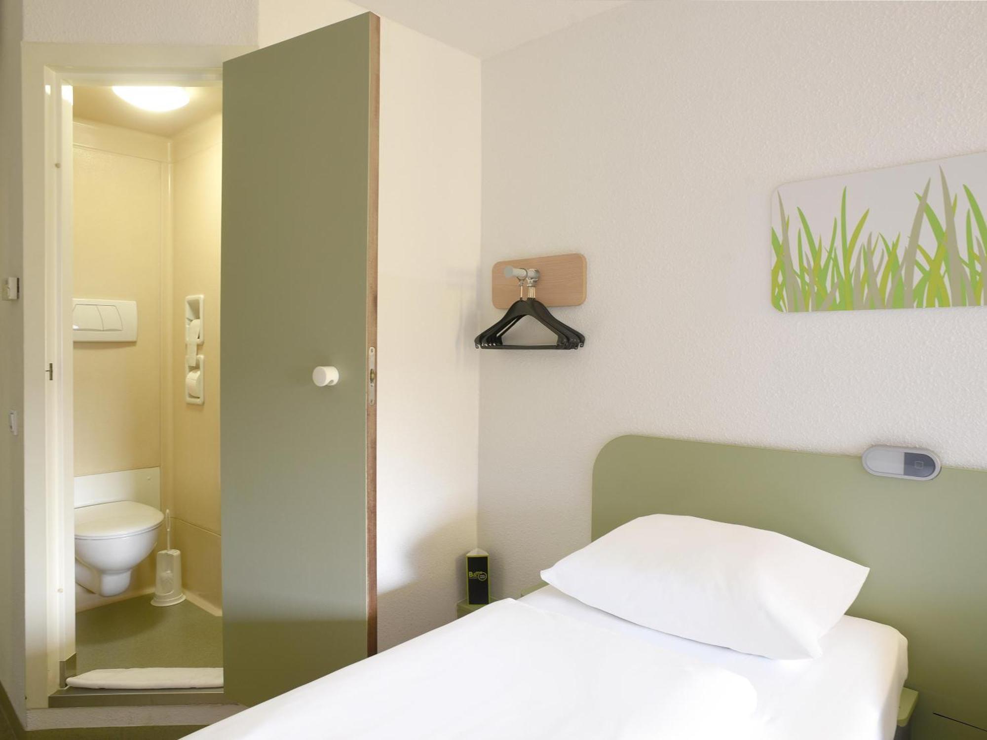 ibis Budget Rostock Broderstorf Exterior foto