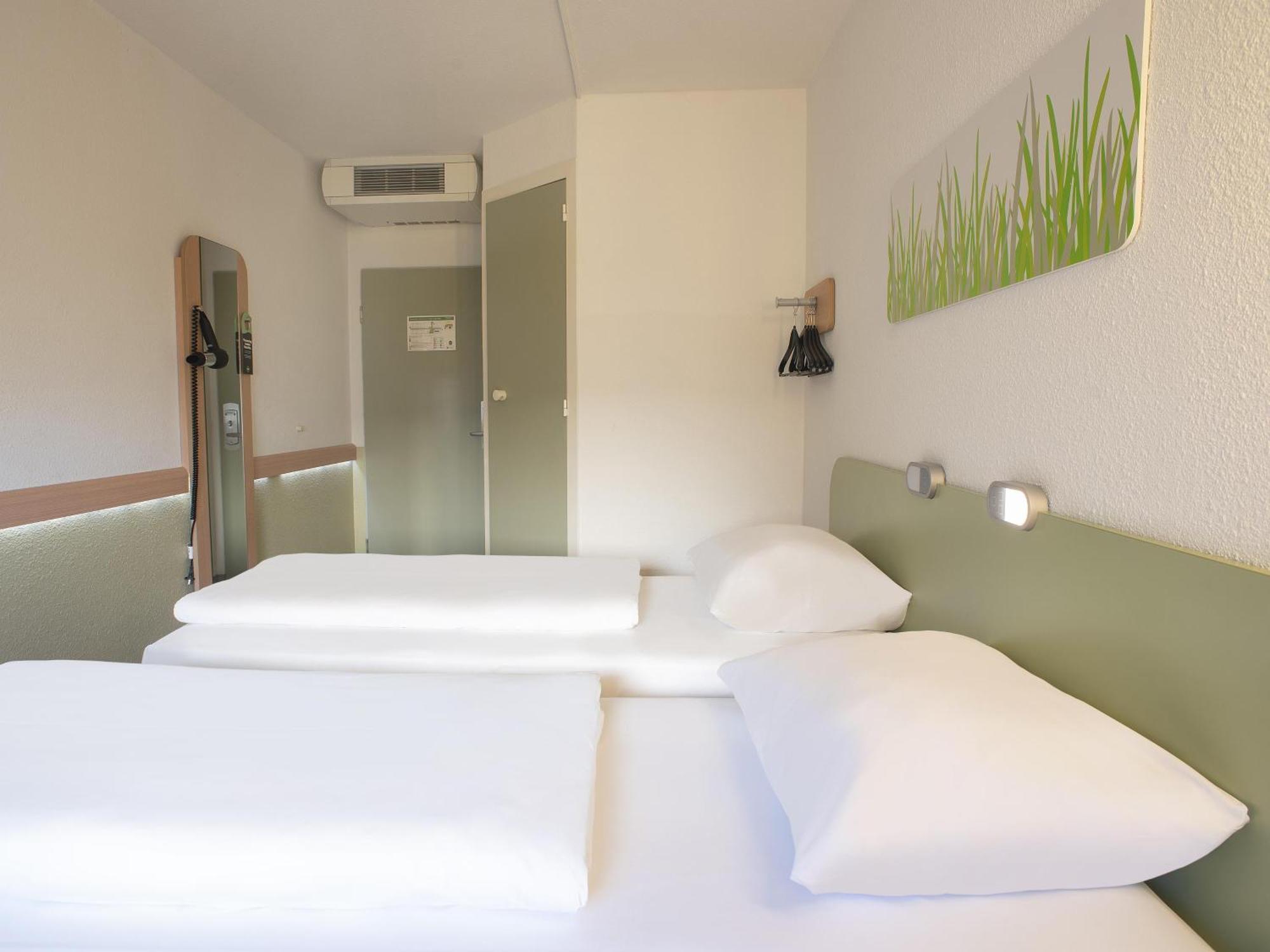 ibis Budget Rostock Broderstorf Exterior foto