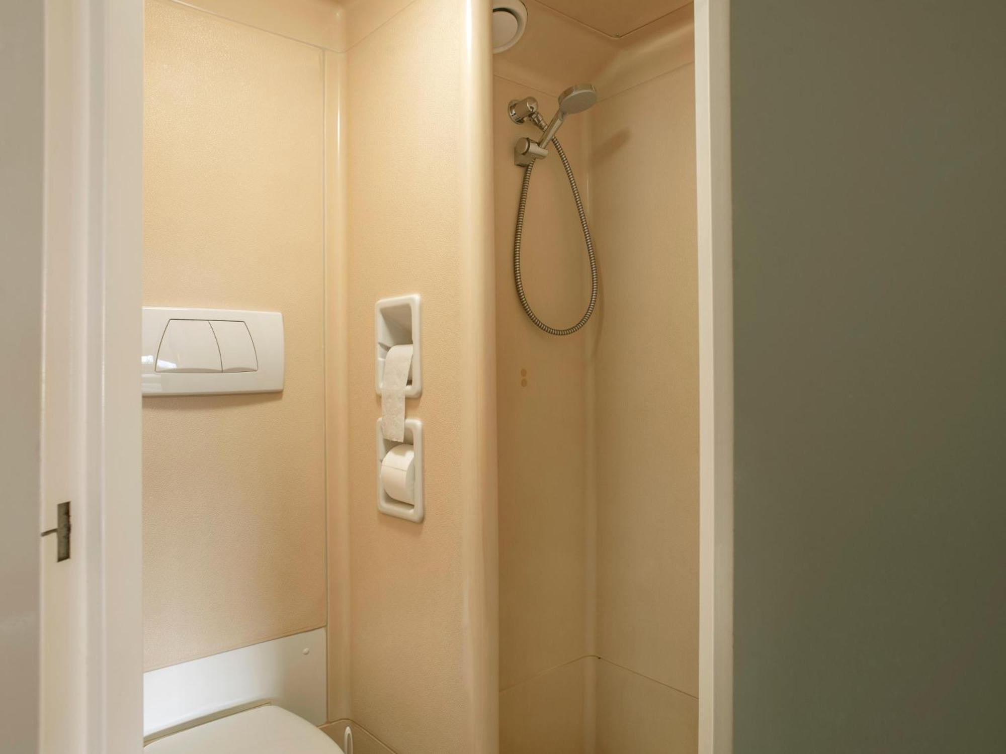 ibis Budget Rostock Broderstorf Exterior foto