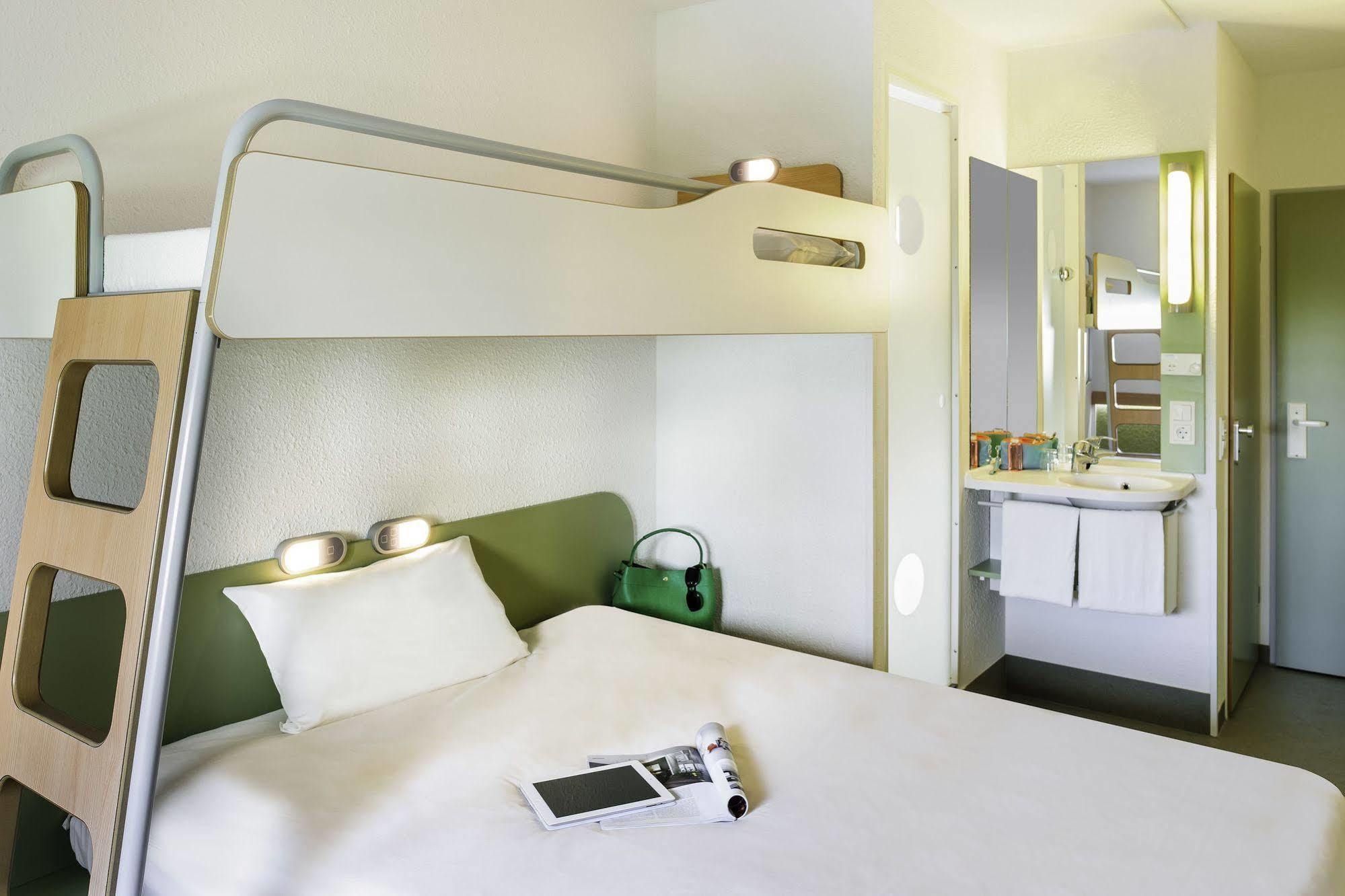 ibis Budget Rostock Broderstorf Exterior foto